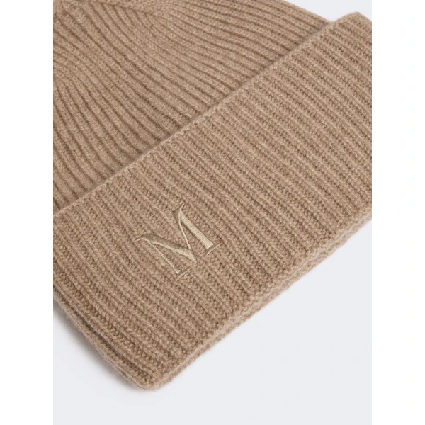 Max Mara Retina Ribbed Cashmere Beanie in Hazelnut Brown | Hats | Coveti