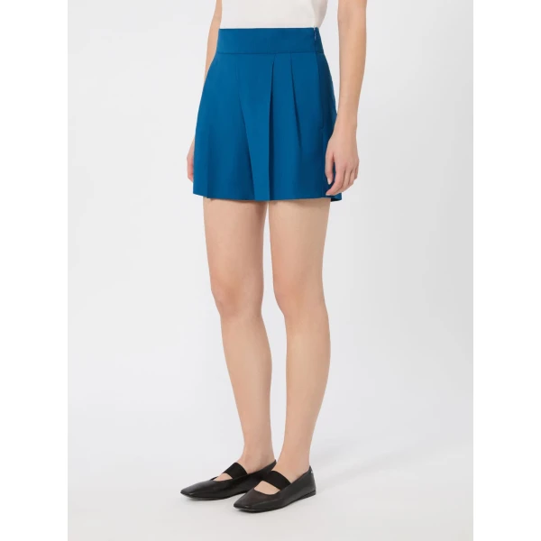 Max Mara Salute Lightweight Woollen Cloth Shorts in Navy | Shorts | Coveti