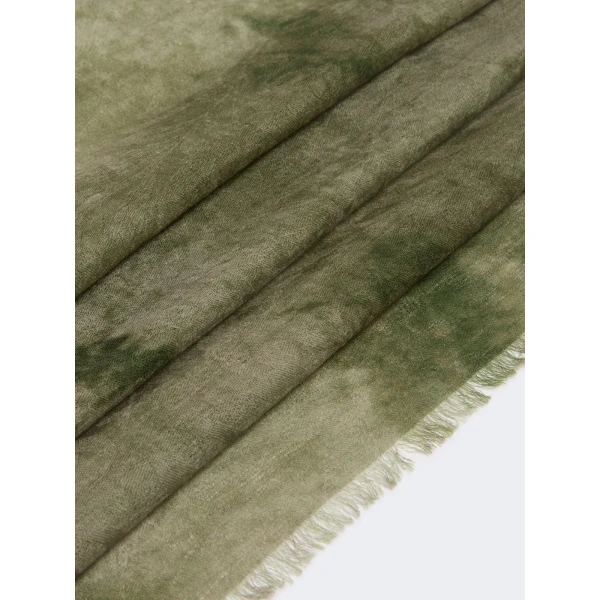 Max Mara Senior Jacquard Wool Stole in Olive Green | Scarves | Coveti