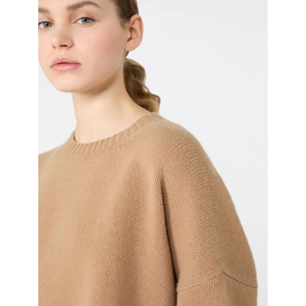 Max Mara Sibari Oversized Wool Jumper in Camel | Sweaters | Coveti