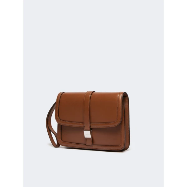 Max Mara Smooth Leather Clutch in Tobacco | Clutch Bags | Coveti