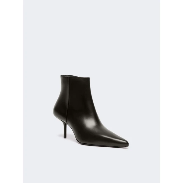Max Mara Smooth Leather Stiletto Ankle Boots in Black | Boots | Coveti