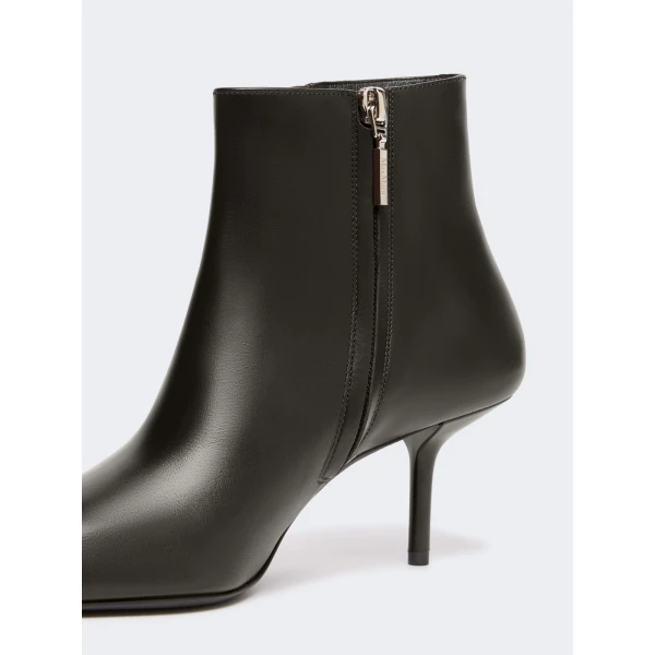 Max Mara Smooth Leather Stiletto Ankle Boots in Black | Boots | Coveti