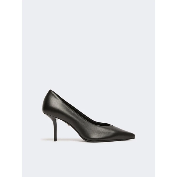 Max Mara Softpump Nappa Leather Court Shoes in Black | Heels | Coveti