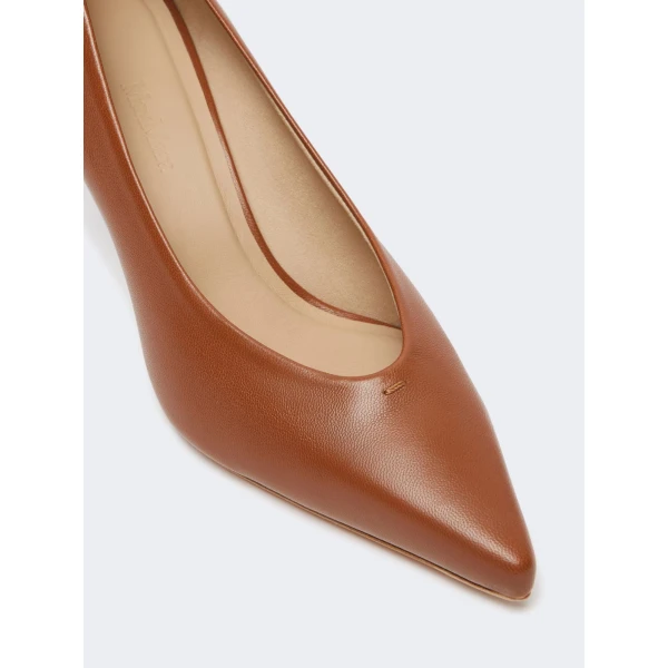 Max Mara Softpump Nappa Leather Court Shoes in Tobacco | Heels | Coveti
