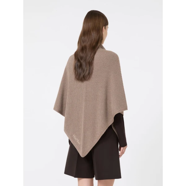 Max Mara Supremo Oversized Wool Shawl in Tobacco | Scarves | Coveti