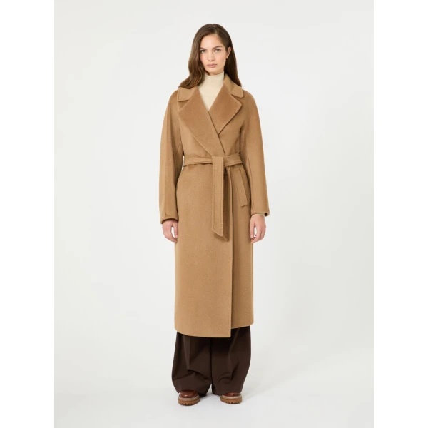 Max Mara Tempera Wool and Alpaca Teddy Coat in Camel | Wool Coat | Coveti