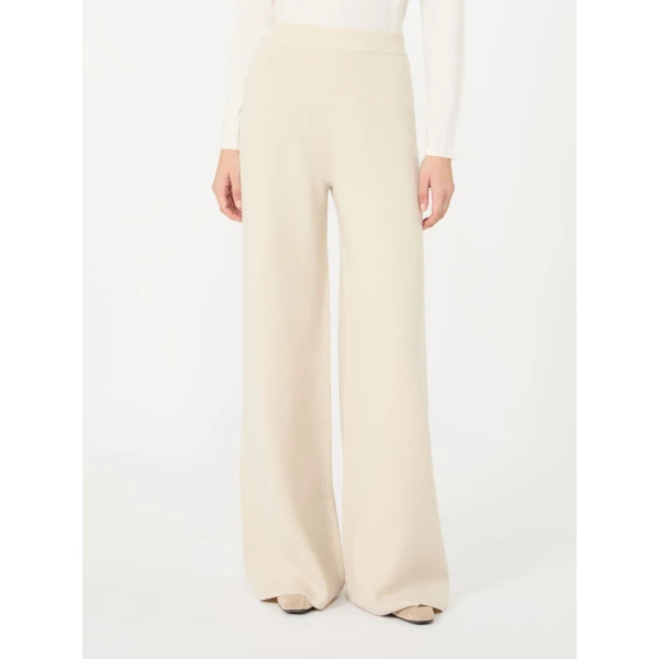 Max Mara Timore Wide Wool and Cashmere Trousers in Beige | Wide leg pants | Coveti