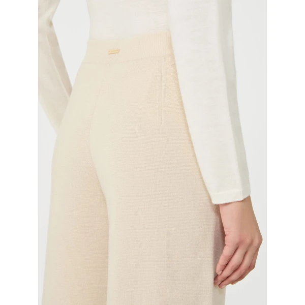 Max Mara Timore Wide Wool and Cashmere Trousers in Beige | Wide leg pants | Coveti