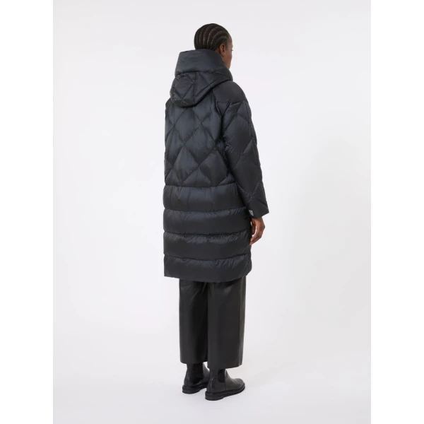 Max Mara Trefe Hooded Midi Puffer Jacket in Black | Coats | Coveti