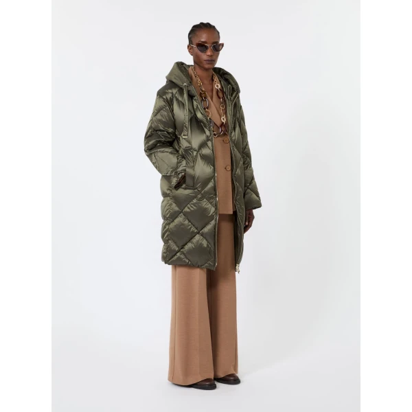 Max Mara Trefe Hooded Midi Puffer Jacket in Moss Green | Coats | Coveti