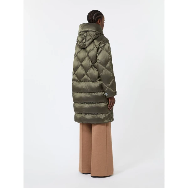 Max Mara Trefe Hooded Midi Puffer Jacket in Moss Green | Coats | Coveti