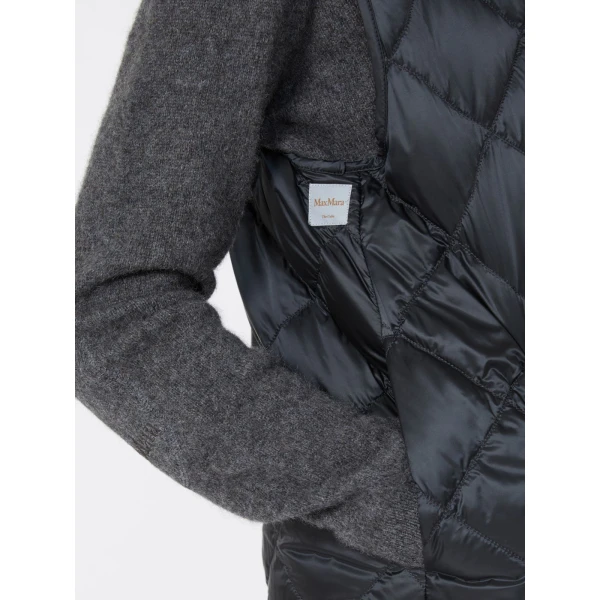 Max Mara Tregic Diamond-Quilted Padded Gilet in Black | Vests | Coveti