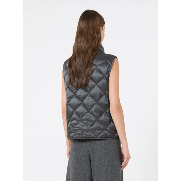 Max Mara Tregic Diamond-Quilted Padded Gilet in Medium Grey | Vests | Coveti