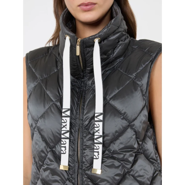 Max Mara Tregic Diamond-Quilted Padded Gilet in Medium Grey | Vests | Coveti