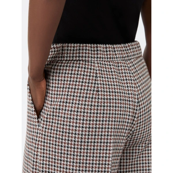Max Mara Umile Wide Houndstooth Jersey Trousers in Tobacco | Wide leg pants | Coveti