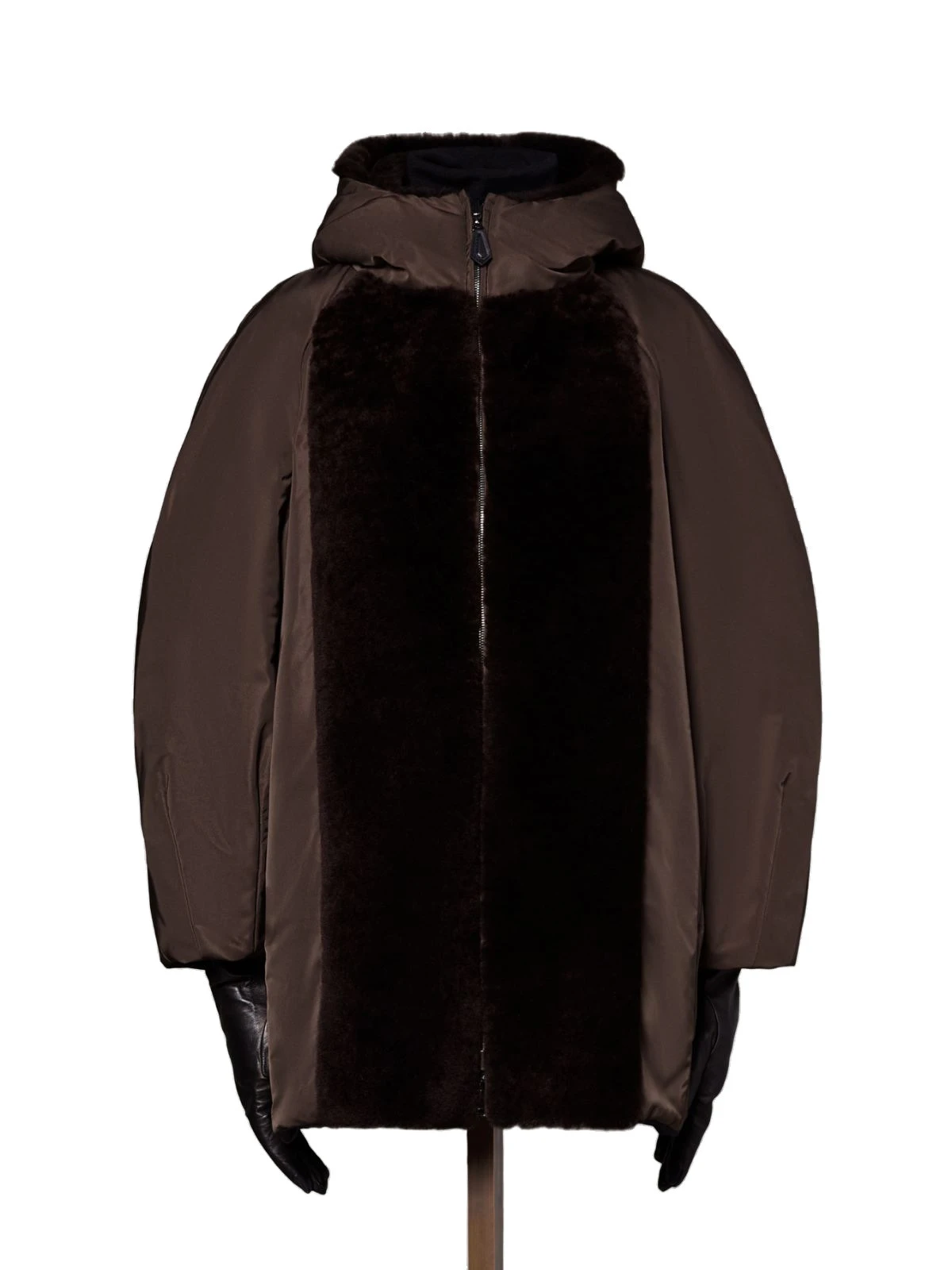 Max Mara Urbano Reversible Radzmir and Cashmere Down Jacket in Dark Brown Max Mara Urbano Reversible Radzmir and Cashmere Down Jacket in Dark Brown | Jackets | Coveti