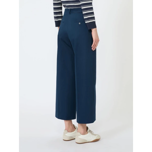 Max Mara Urial Cotton Satin Cropped Trousers in Navy | Tailored pants | Coveti