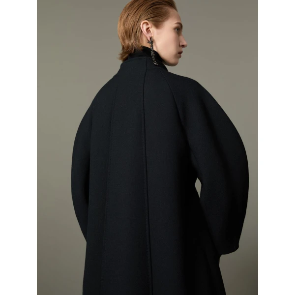 Max Mara Verbena Wool and Cashmere Redingote Coat in Black | Wool Coat | Coveti