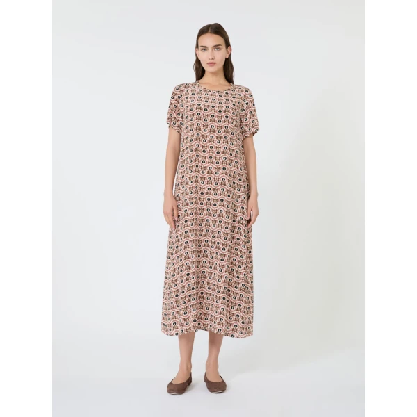 Max Mara Vinci Printed Silk T-Shirt Dress in Antique Rose | Shirtdress | Coveti