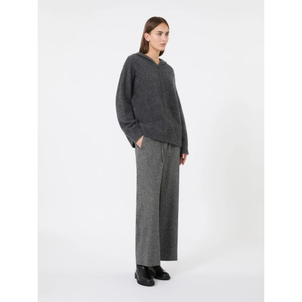 Max Mara Vinci Wool Flannel Joggers in Black | Sweatpants | Coveti