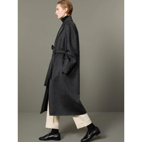 Max Mara Vista Oversized Cashmere and Mohair Coat in Black | Wool Coat | Coveti