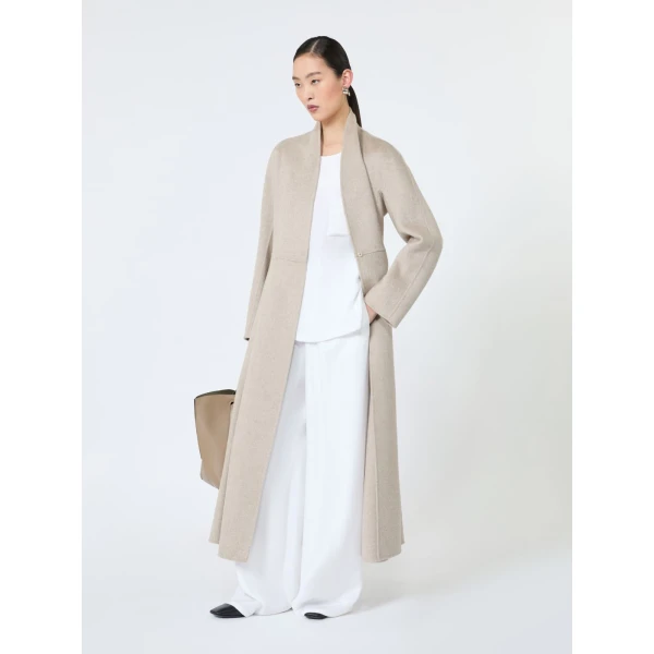Max Mara Volonta Relaxed Heavy Silk Trousers in White | Wide leg pants | Coveti