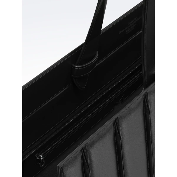 Max Mara Whitney Bag 10 Extra Large in Black | Totes & Top-Handle Bags | Coveti