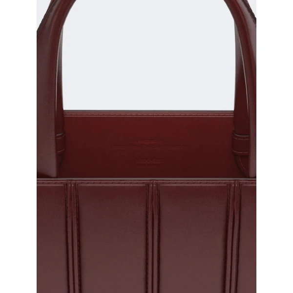 Max Mara Whitney Bag 5 Medium in Red | Totes & Top-Handle Bags | Coveti