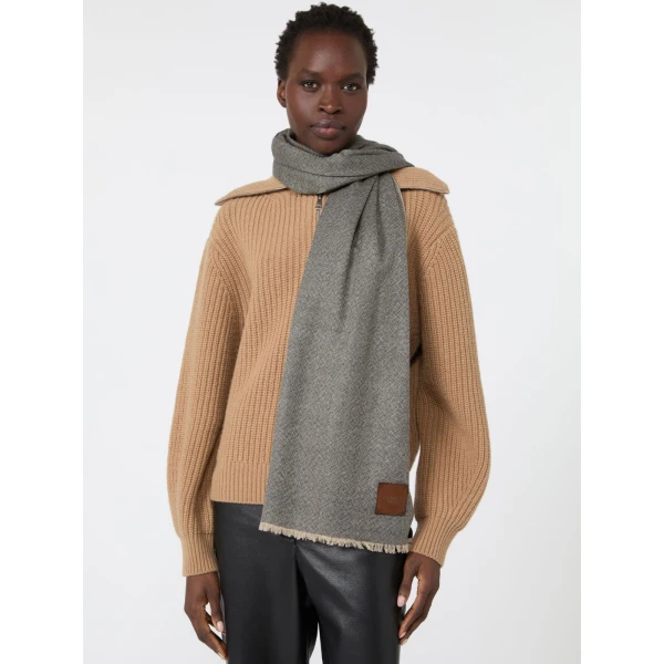 Max Mara Yarn-Dyed Wool Stole in Brown | Scarves | Coveti