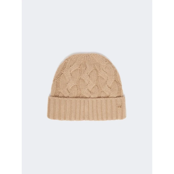 Max Mara Zampa Cashmere Beanie in Camel | Hats | Coveti