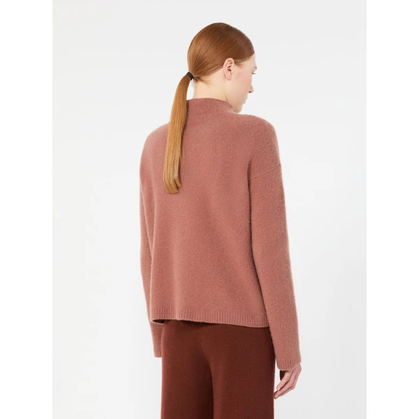 Max Mara Zodiaco Relaxed Cashmere Sweater in Dark Pink | Sweaters | Coveti