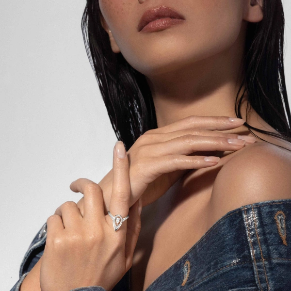 Messika Fiery Ring in 18K White Gold, Medium Model | Fine Rings | Coveti