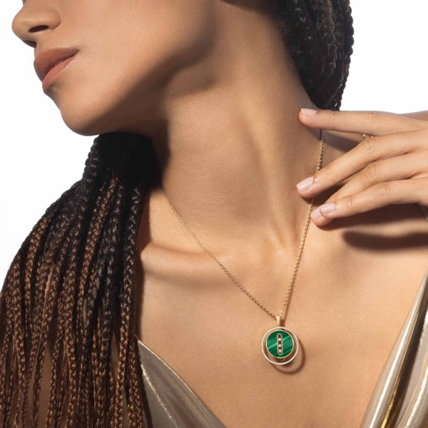 Messika Lucky Move Malachite Necklace in 18K Yellow Gold, Medium Model | Fine Necklaces | Coveti