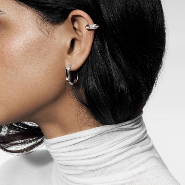 Messika Moderniste Ear Cuff in 18K White Gold, Small Model | Fine Earrings | Coveti