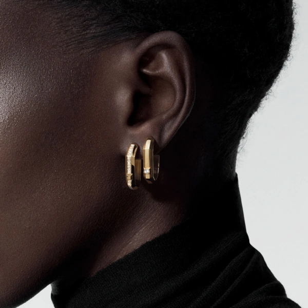 Messika Moderniste Single Earring in 18K Yellow Gold, Small Model | Fine Earrings | Coveti