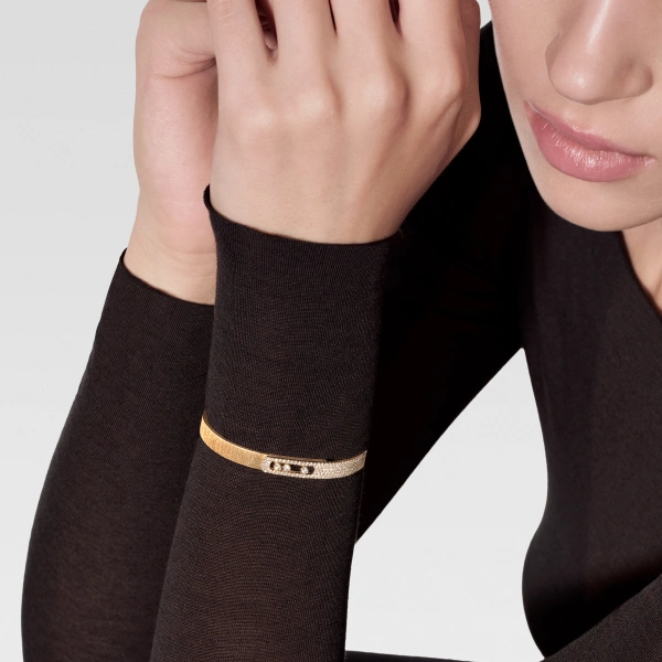 Messika Move Noa Chiseled Half Pave Bracelet in 18K Yellow Gold, Medium Model | Fine Bracelets | Coveti
