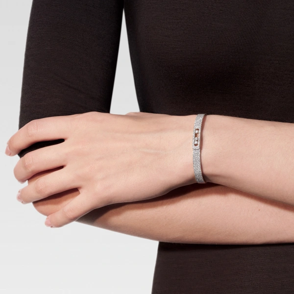 Messika Move Noa Pave Bracelet in 18K White Gold, Medium Model | Fine Bracelets | Coveti