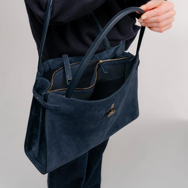 Mlouye Isla Tote in Crinkled Black | Totes & Top-Handle Bags | Coveti