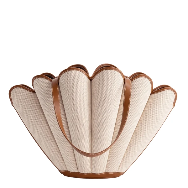 Seashell Tote in Canvas