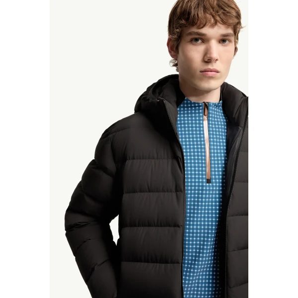 Moncler Arajoki Hooded Short Down Jacket in Black, view 6 | Men's Jackets | Coveti
