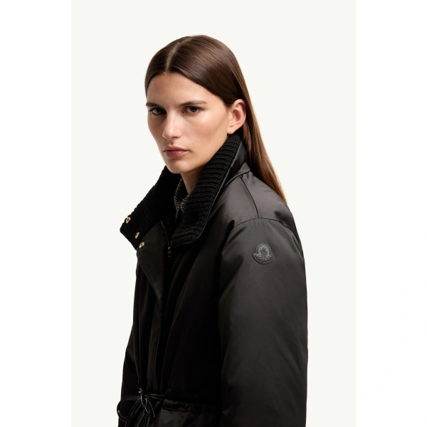Moncler Contemplatif Hodded Long Down Parka Jacket in Black, view 3 | Women's Puffer and Down Coats | Coveti