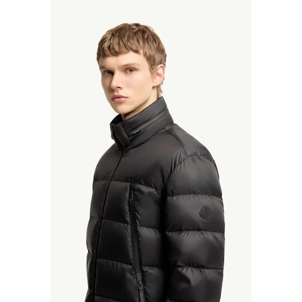 Moncler Dalalven Short Down Jacket in Black, view 3 | Men's Jackets | Coveti