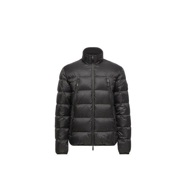 Moncler Dalalven Short Down Jacket in Black | Men's Jackets | Coveti