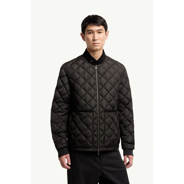 Moncler Eclal Short Down Jacket in Black, view 4 | Men's Jackets | Coveti