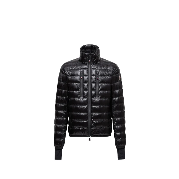 Moncler Hers Packable Insulated Ski Jacket in Black | Men's Skiwear | Coveti