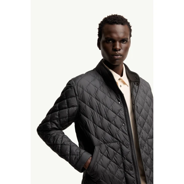 Moncler Oise Diamond Quilted Short Down Jacket in Black, view 6 | Men's Jackets | Coveti