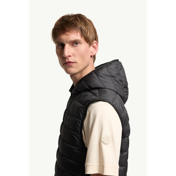 Moncler Skirnix 3-in-1 Short Down Jacket in Black, view 3 | Men's Jackets | Coveti