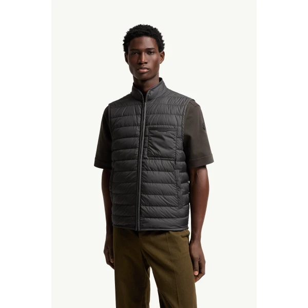 Moncler Thaldrik 3-in-1 Down Field Jacket in Black, view 6 | Men's Jackets | Coveti