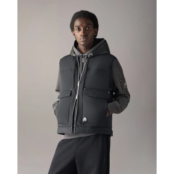 Moose Knuckles Brixton Vest in Black | Men Jackets | Coveti